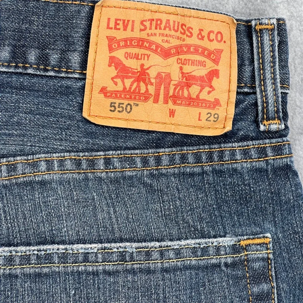 Levis 550 Relaxed Fit Mens Blue Denim Jeans 54x29 Medium Wash 01550-2765